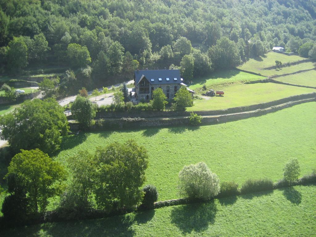 Hotel Vina Olivan Sarvisé Exteriör bild