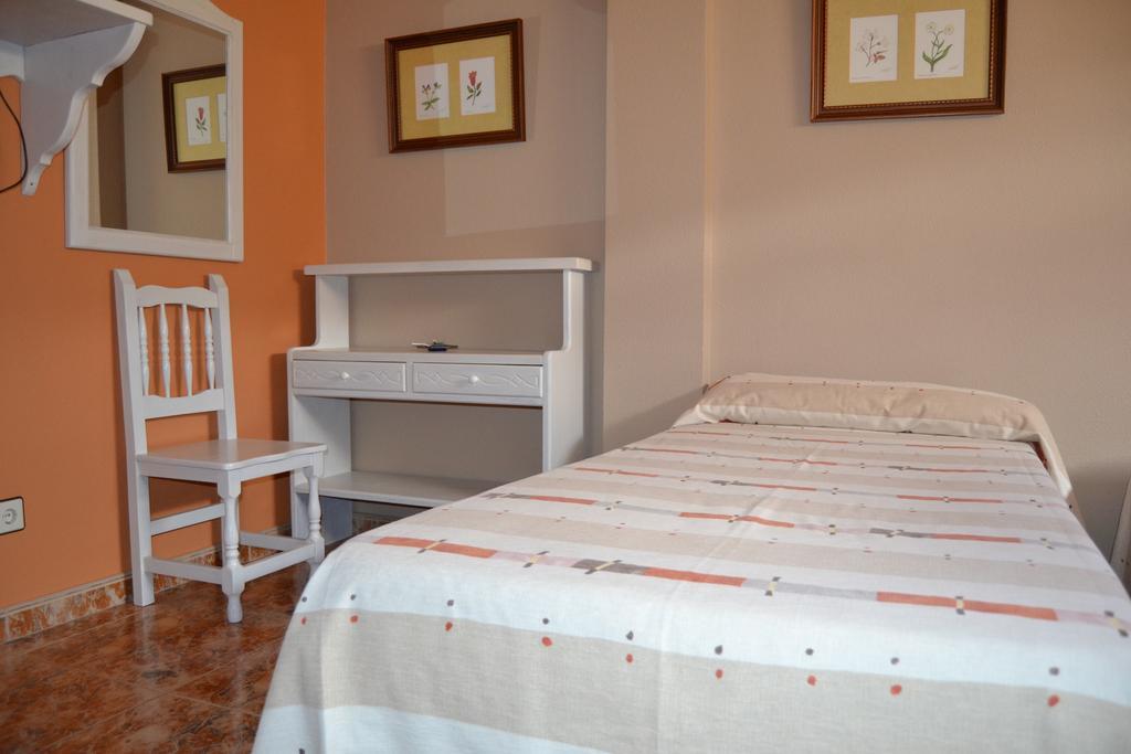 Hotel Vina Olivan Sarvisé Rum bild
